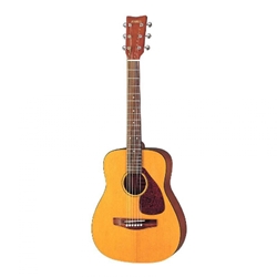 Yamaha 3/4 Folk Guitar w/bag